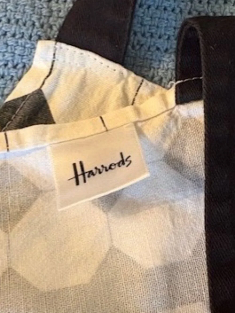 Cute! Harrods Kitchen Apron/100% Cotton